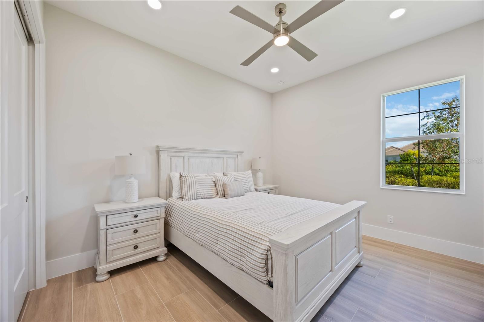 WILD BLUE/WATERSIDE PH 1 - Residential