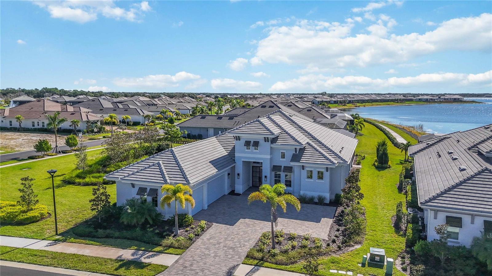 WILD BLUE/WATERSIDE PH 1 - Residential