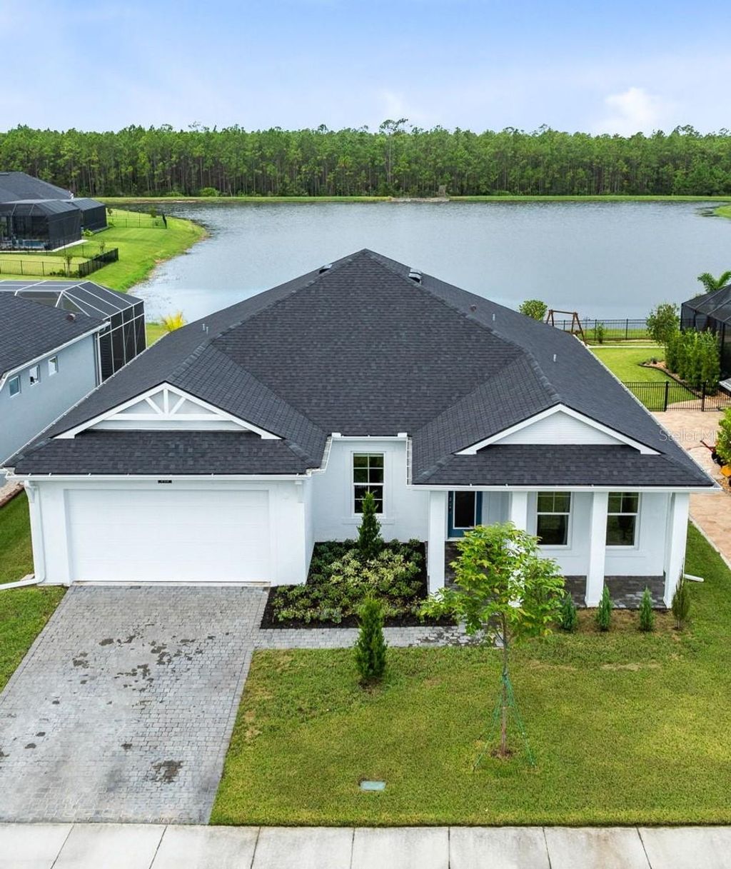 Photo of 513 Mosaic Boulevard, Daytona Beach, FL 32124 (MLS # O6350994)