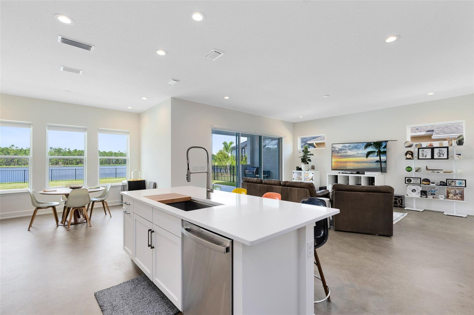 MOSAIC PH 2 - Residential