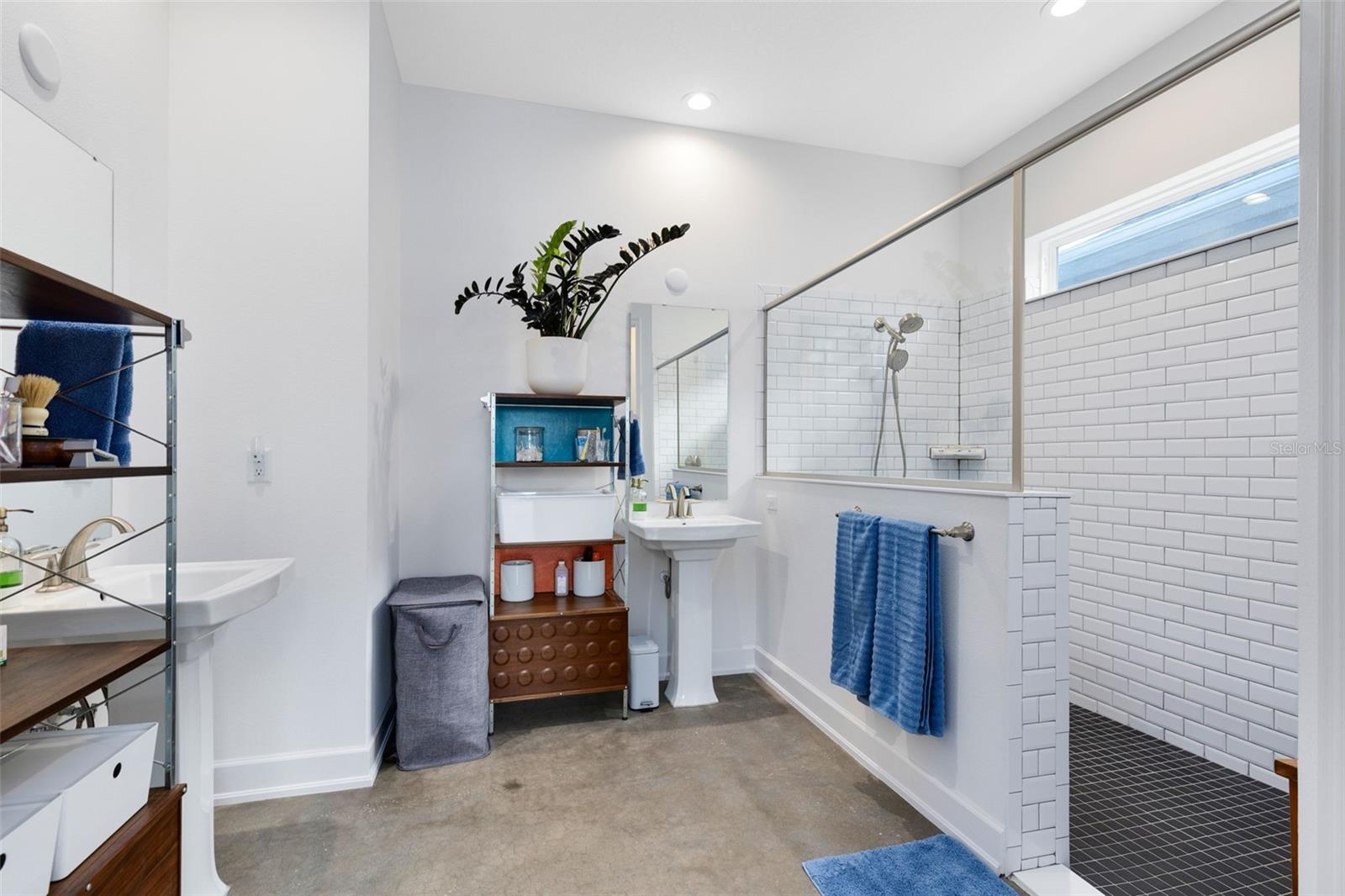 MOSAIC PH 2 - Residential