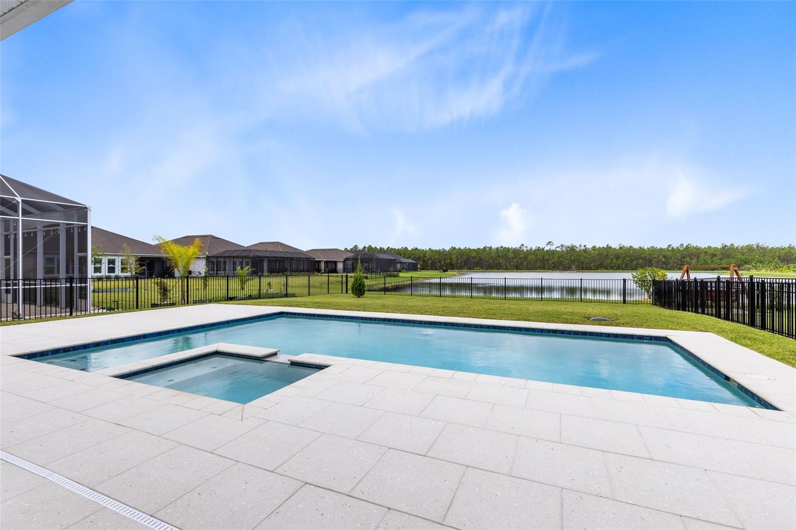MOSAIC PH 2 - Residential