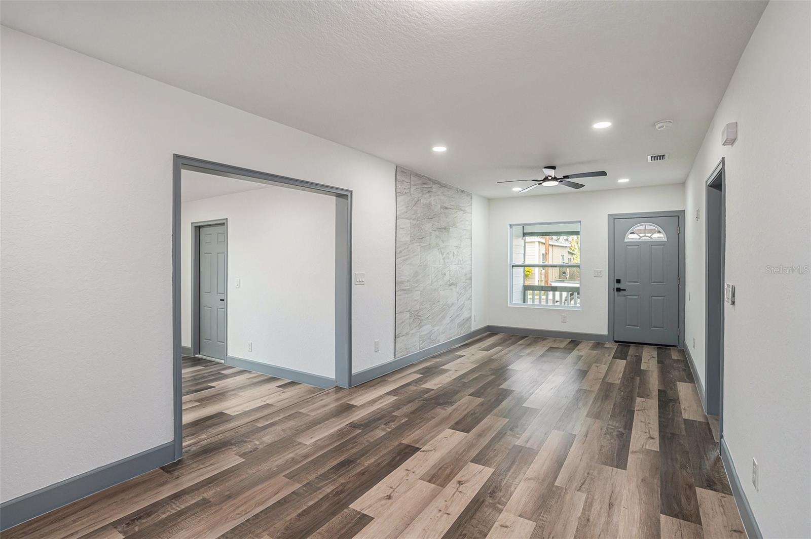 LOOMIS F M SUB - Residential