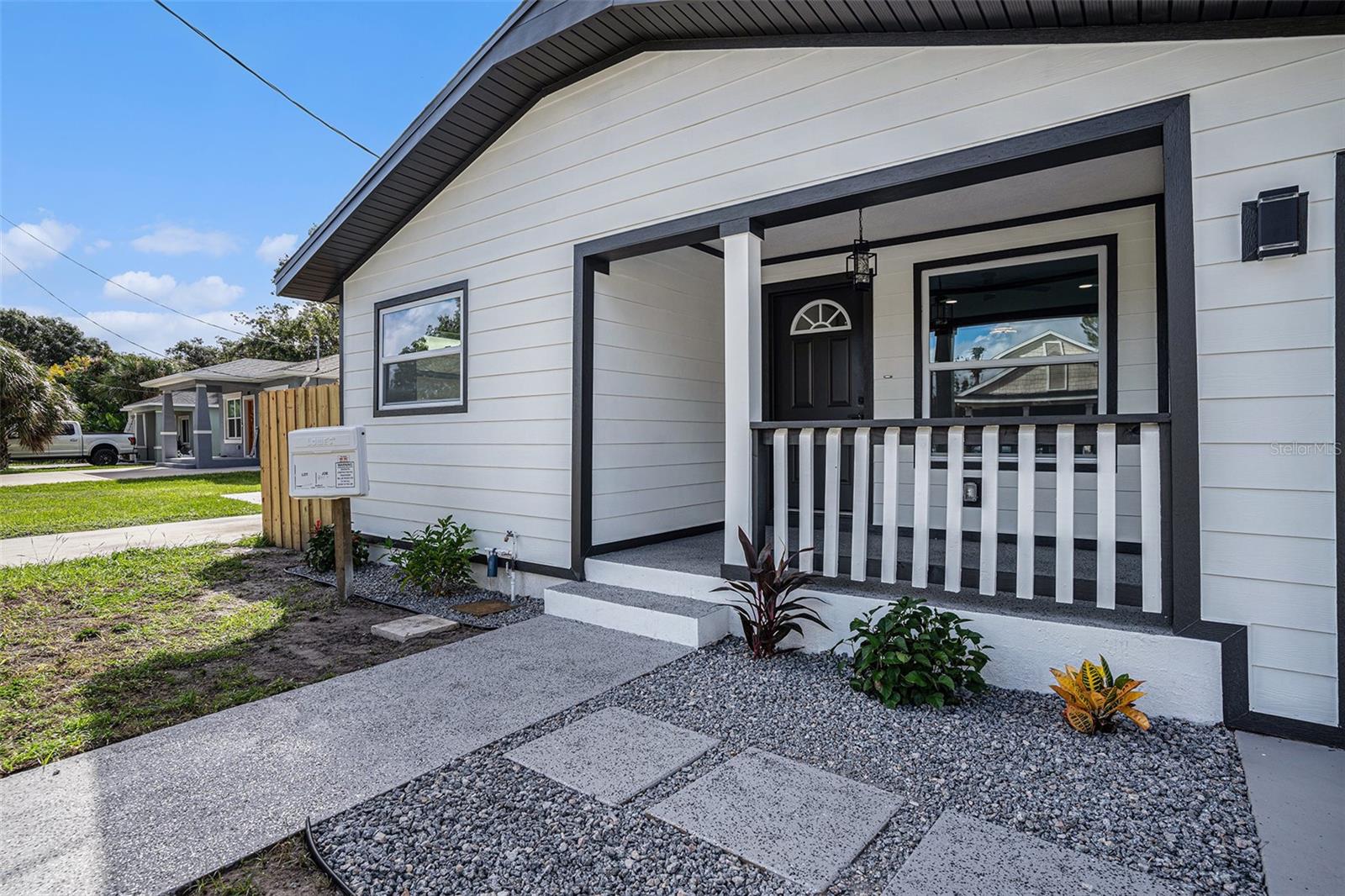 LOOMIS F M SUB - Residential