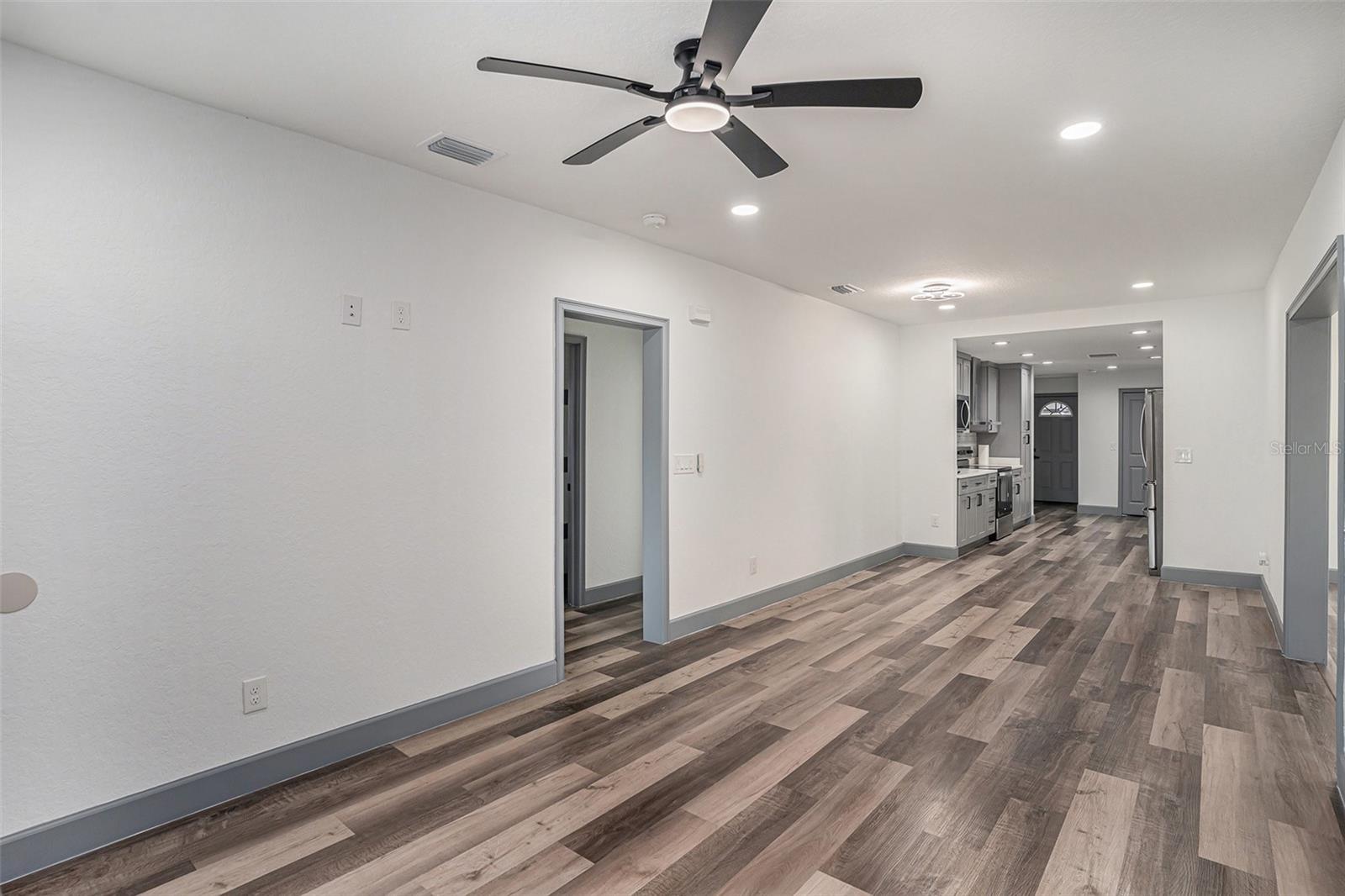 LOOMIS F M SUB - Residential