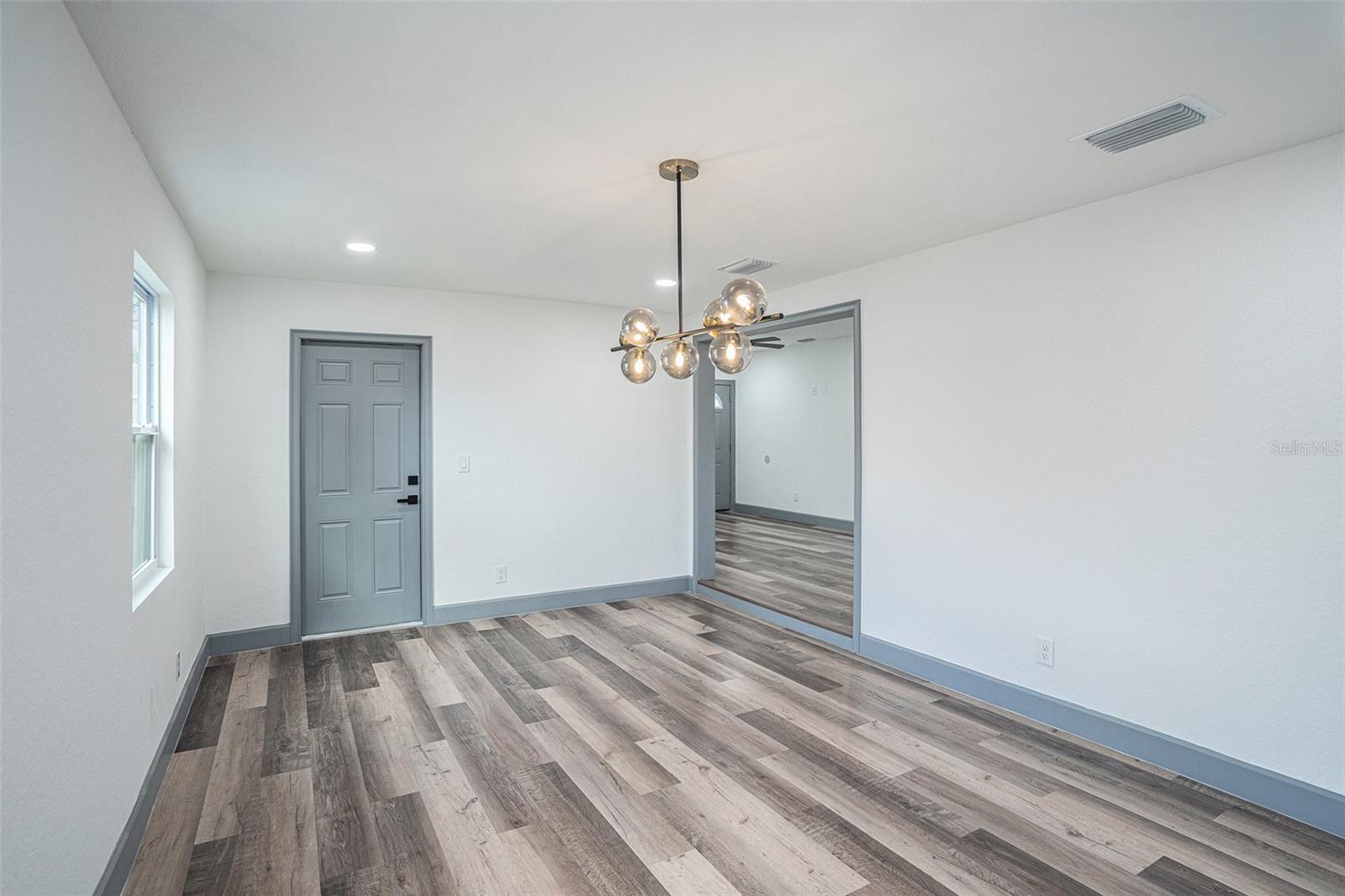 LOOMIS F M SUB - Residential