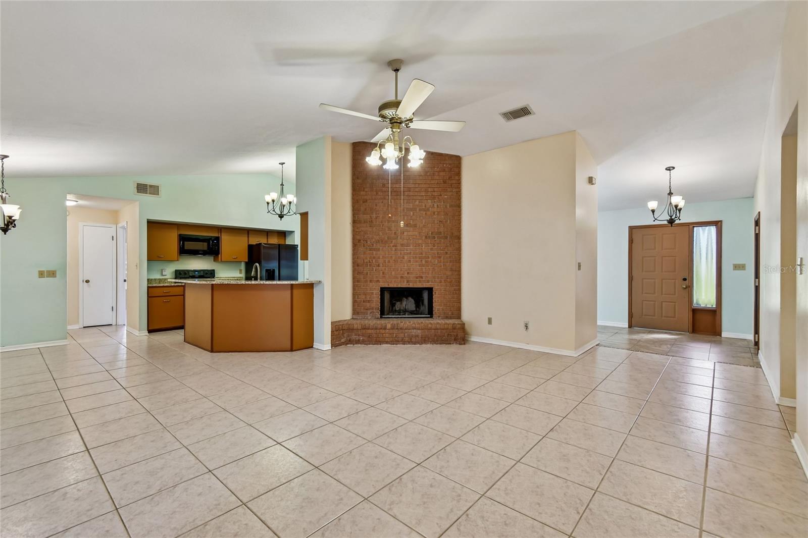 MANDARIN SEC 7 - Residential