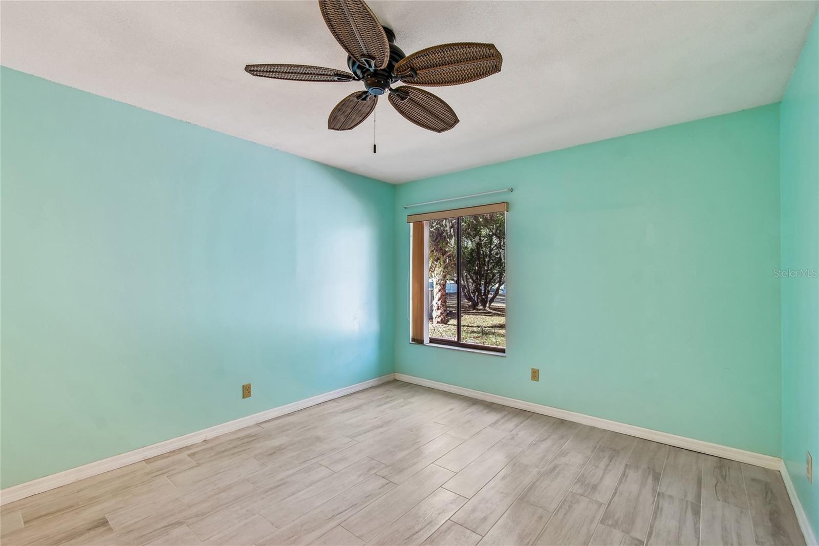 MANDARIN SEC 7 - Residential