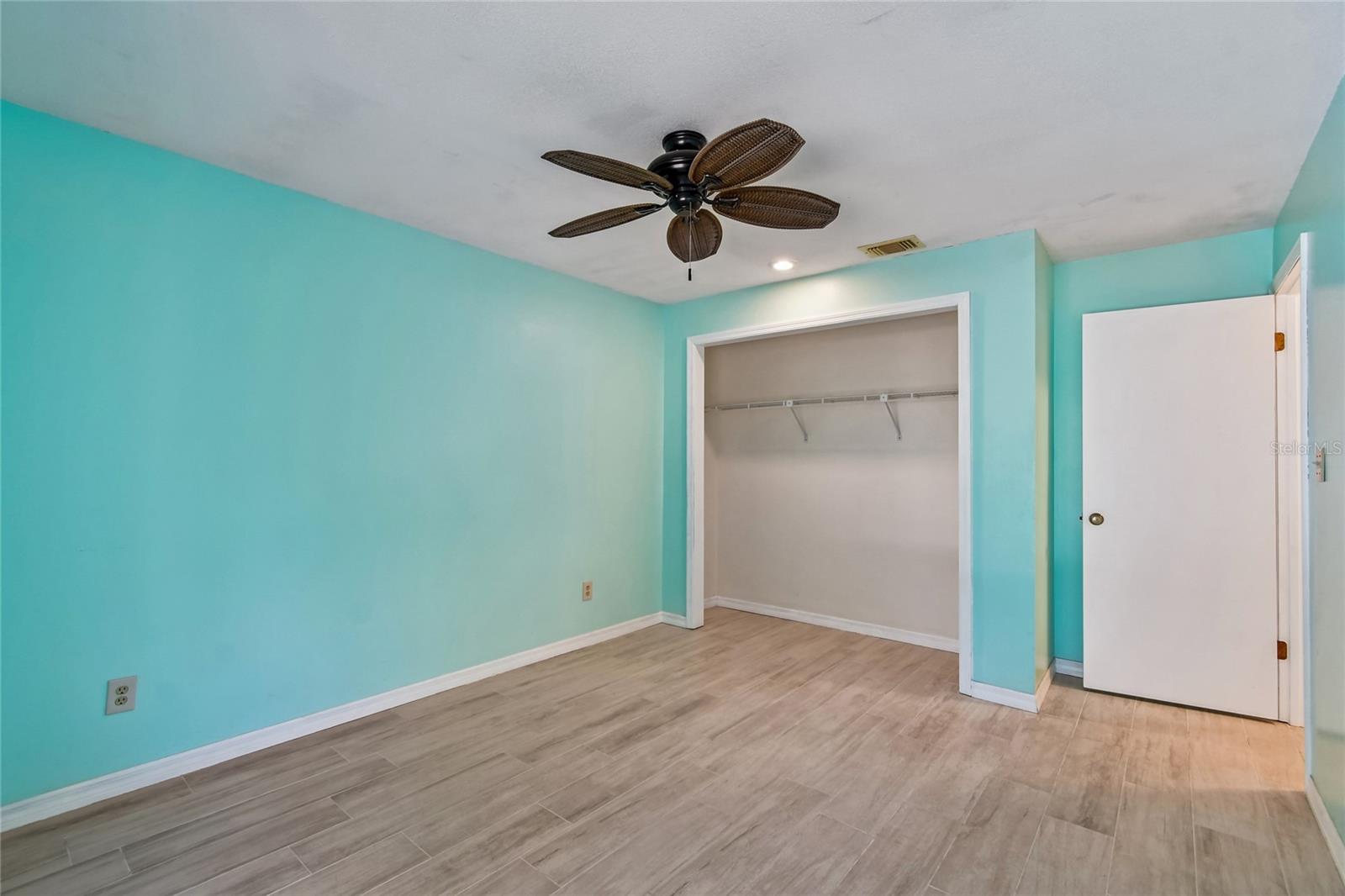 MANDARIN SEC 7 - Residential