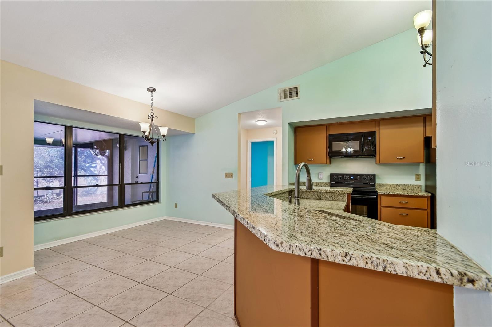 MANDARIN SEC 7 - Residential