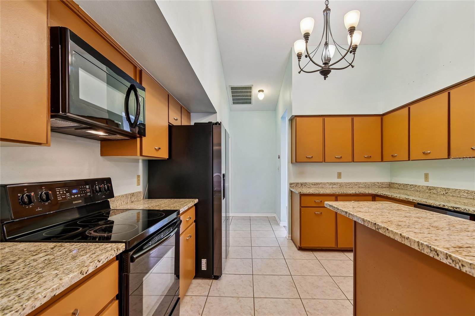 MANDARIN SEC 7 - Residential