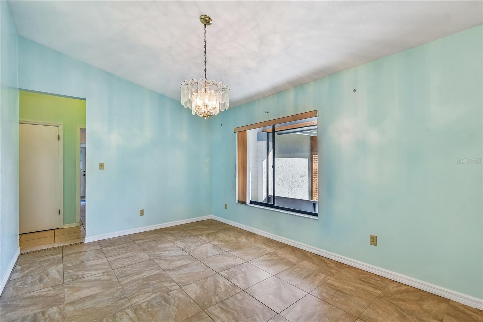 MANDARIN SEC 7 - Residential