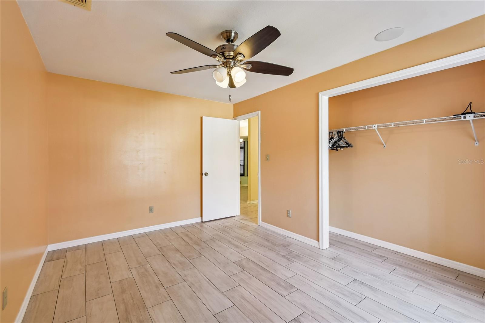 MANDARIN SEC 7 - Residential