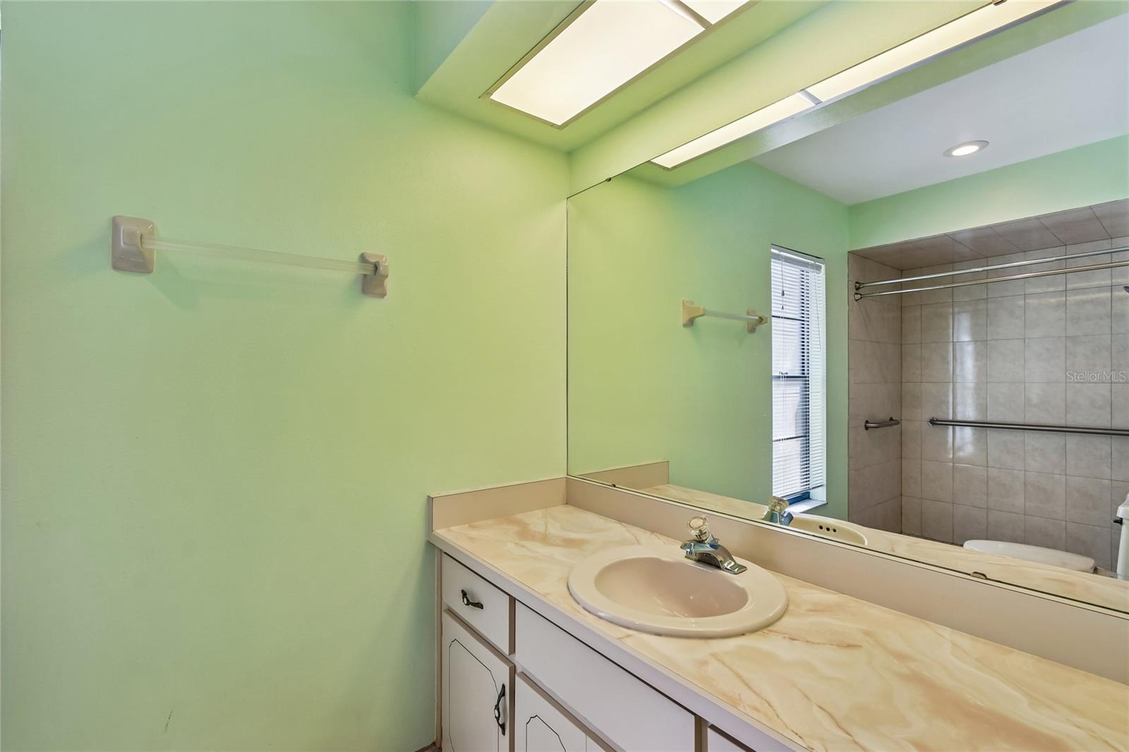 MANDARIN SEC 7 - Residential