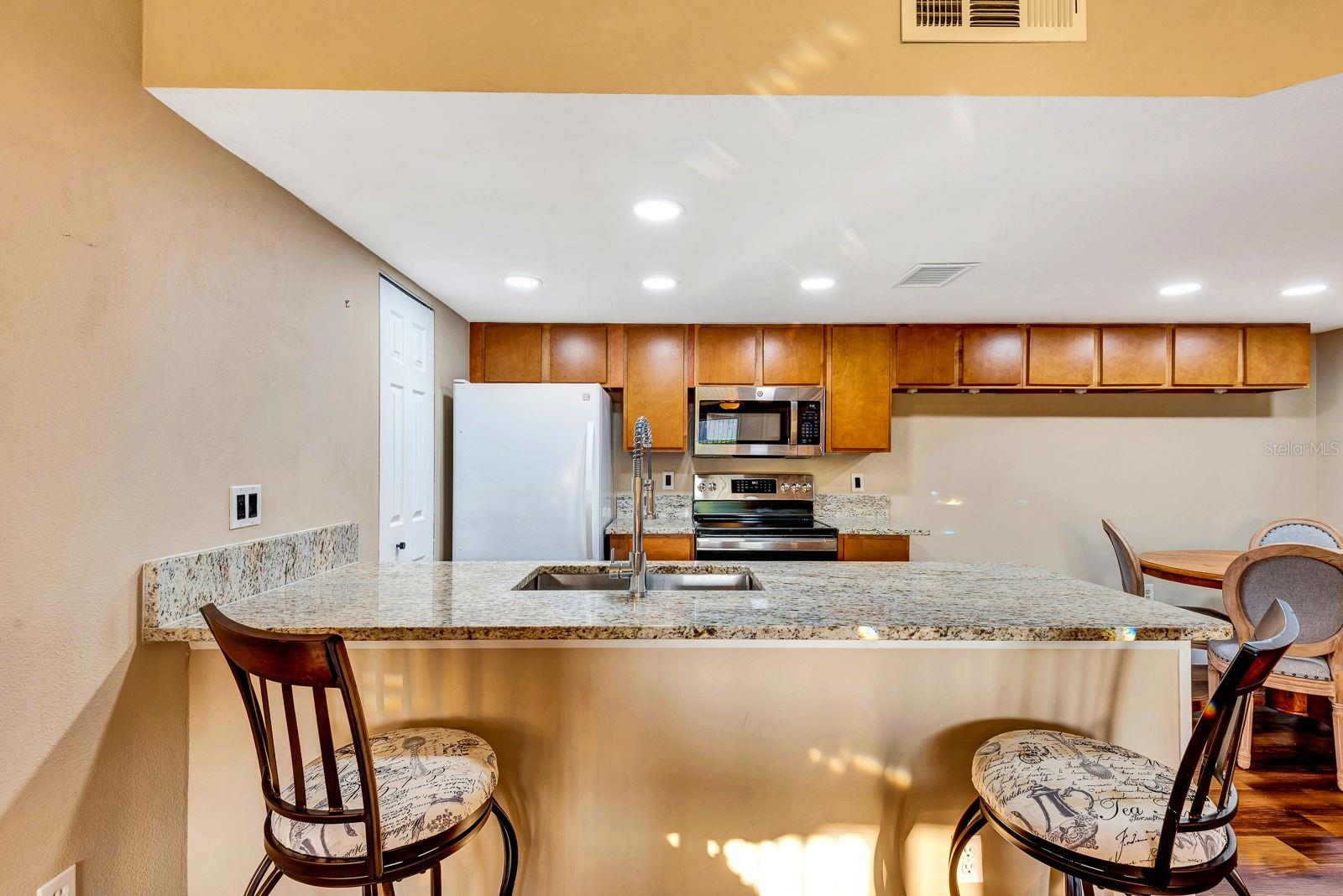 COUNTRY VILLAGE SEC 1 - Residential