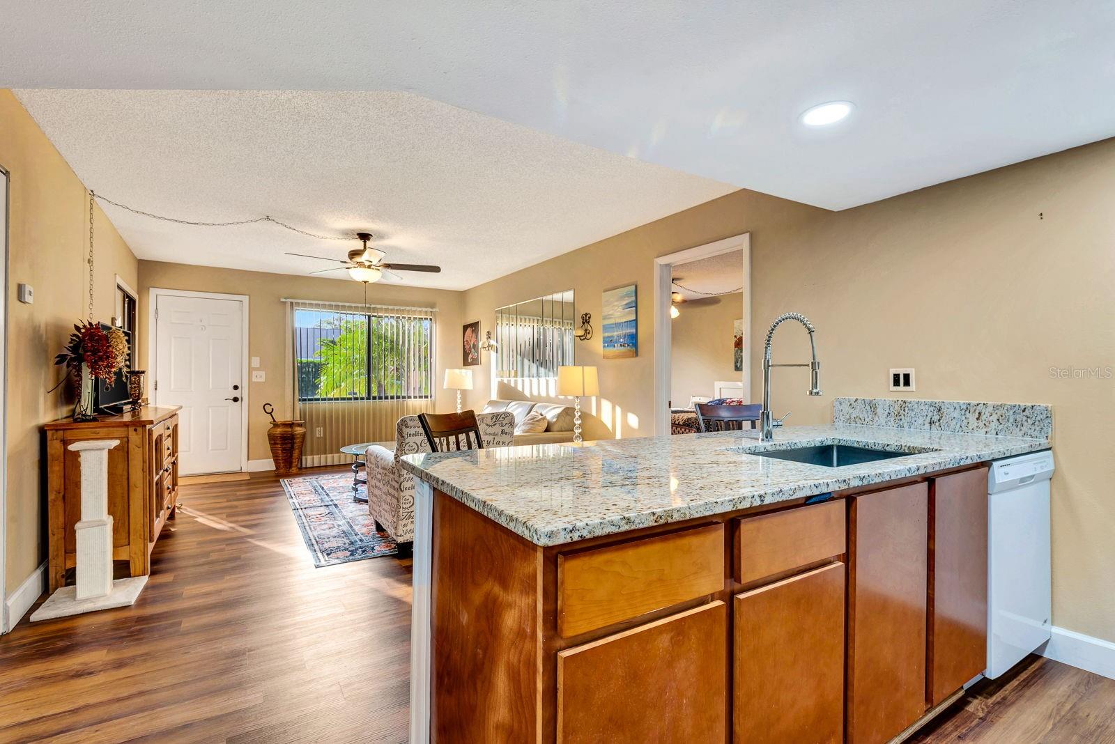 COUNTRY VILLAGE SEC 1 - Residential