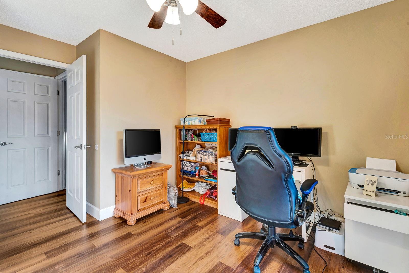 COUNTRY VILLAGE SEC 1 - Residential