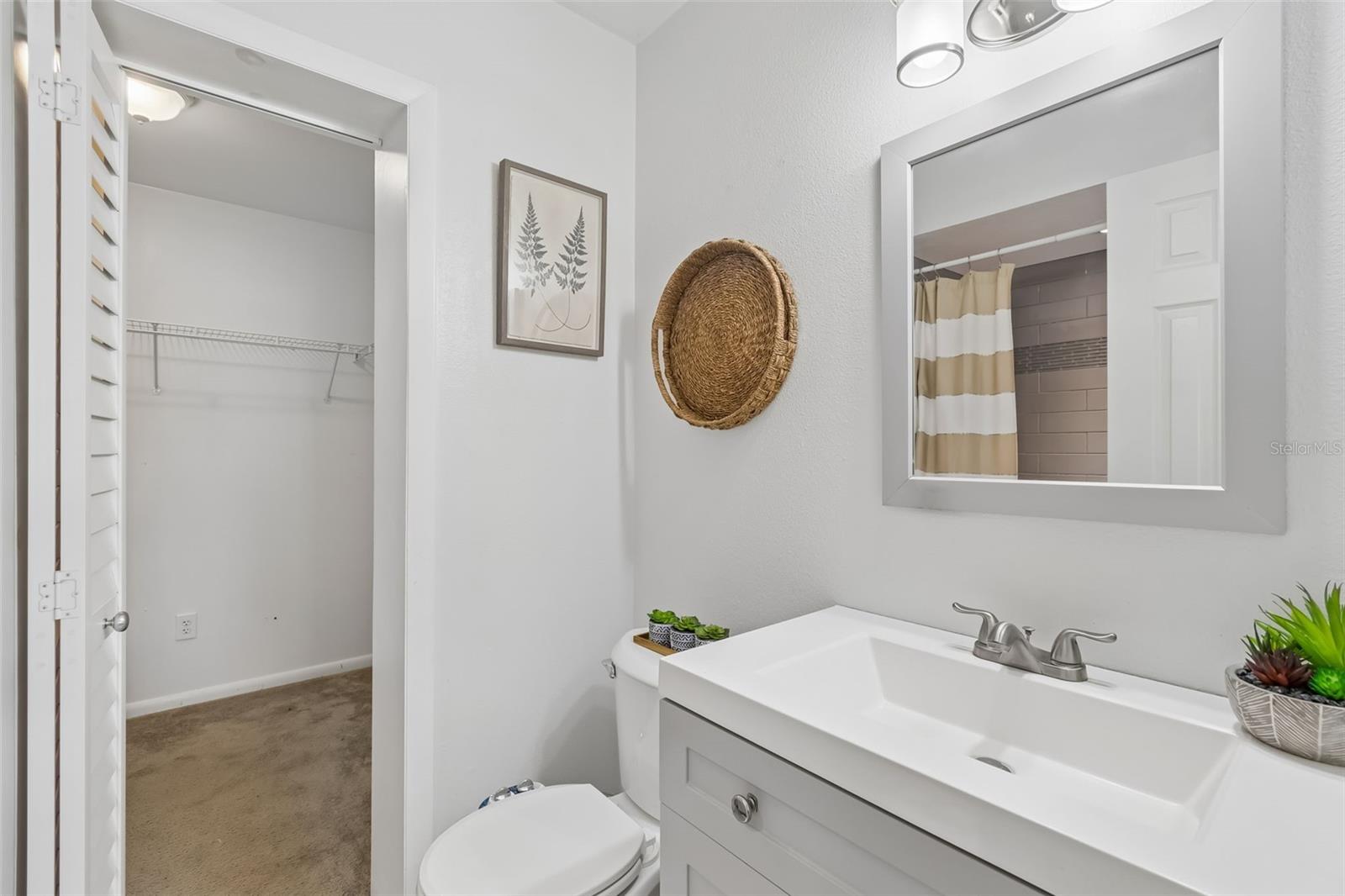 LAKE ALISON SUB - Residential