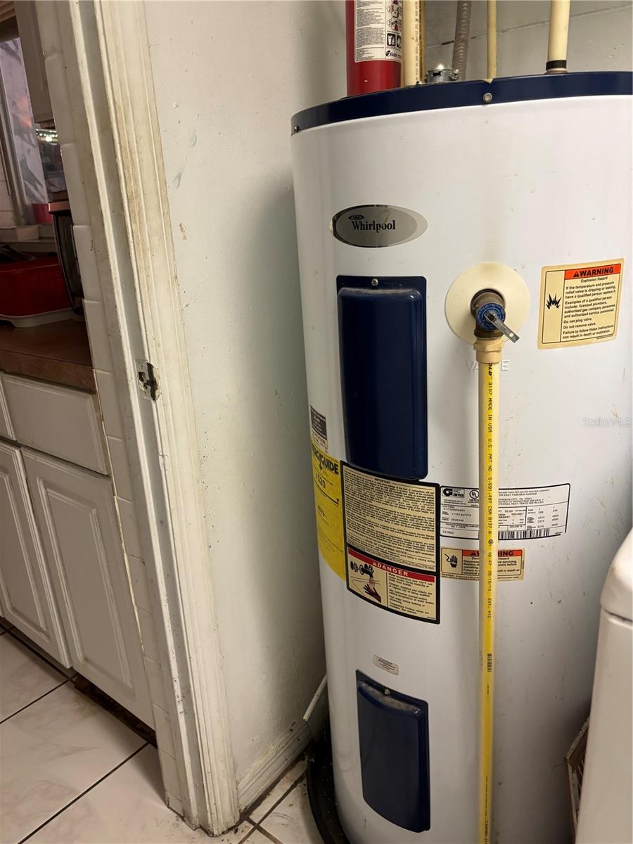 ORANGE BLOSSOM TERRACE FIRST ADD - Residential Lease