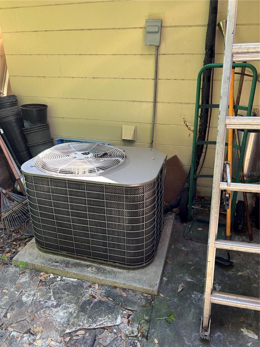 ORANGE BLOSSOM TERRACE FIRST ADD - Residential Lease