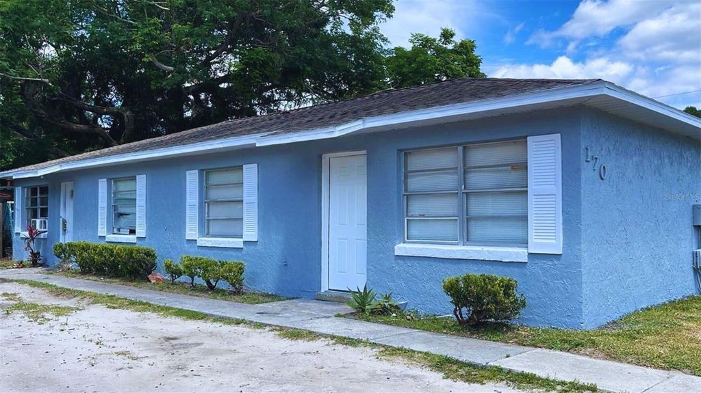 Photo of 1700 Birchwood Circle #2, Leesburg, FL 34748 (MLS # S5142901)