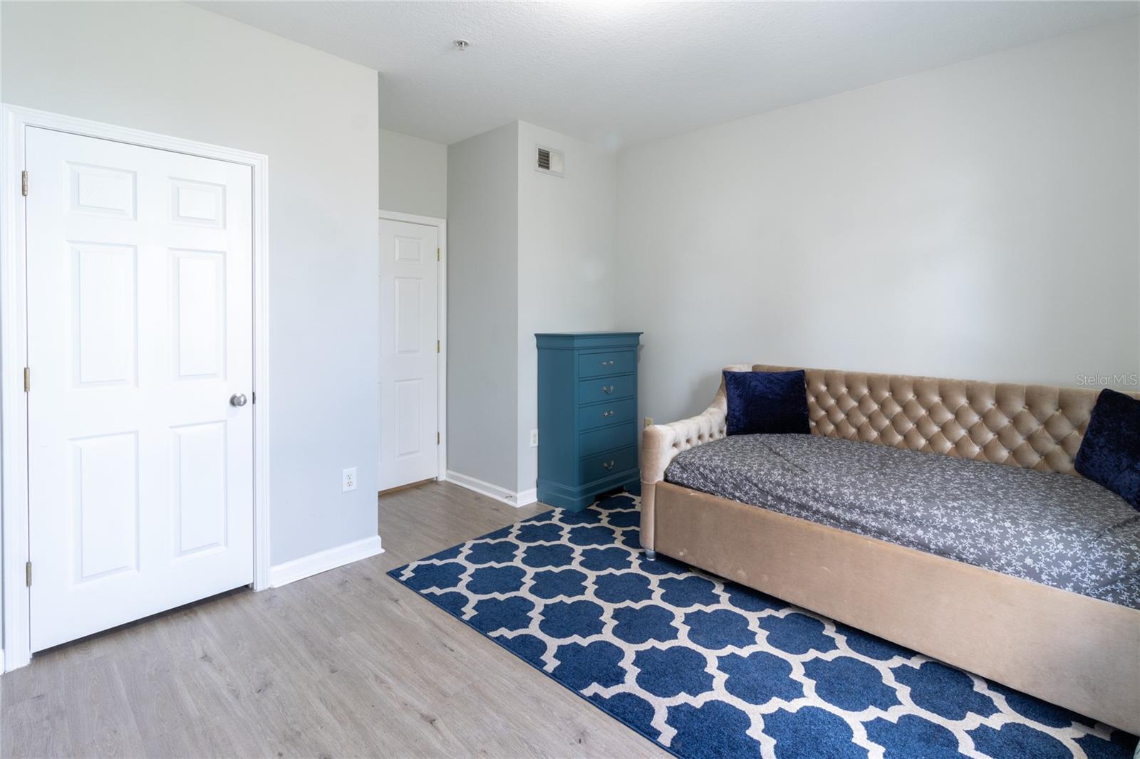 THE PALMS OF CORTEZ - Residential