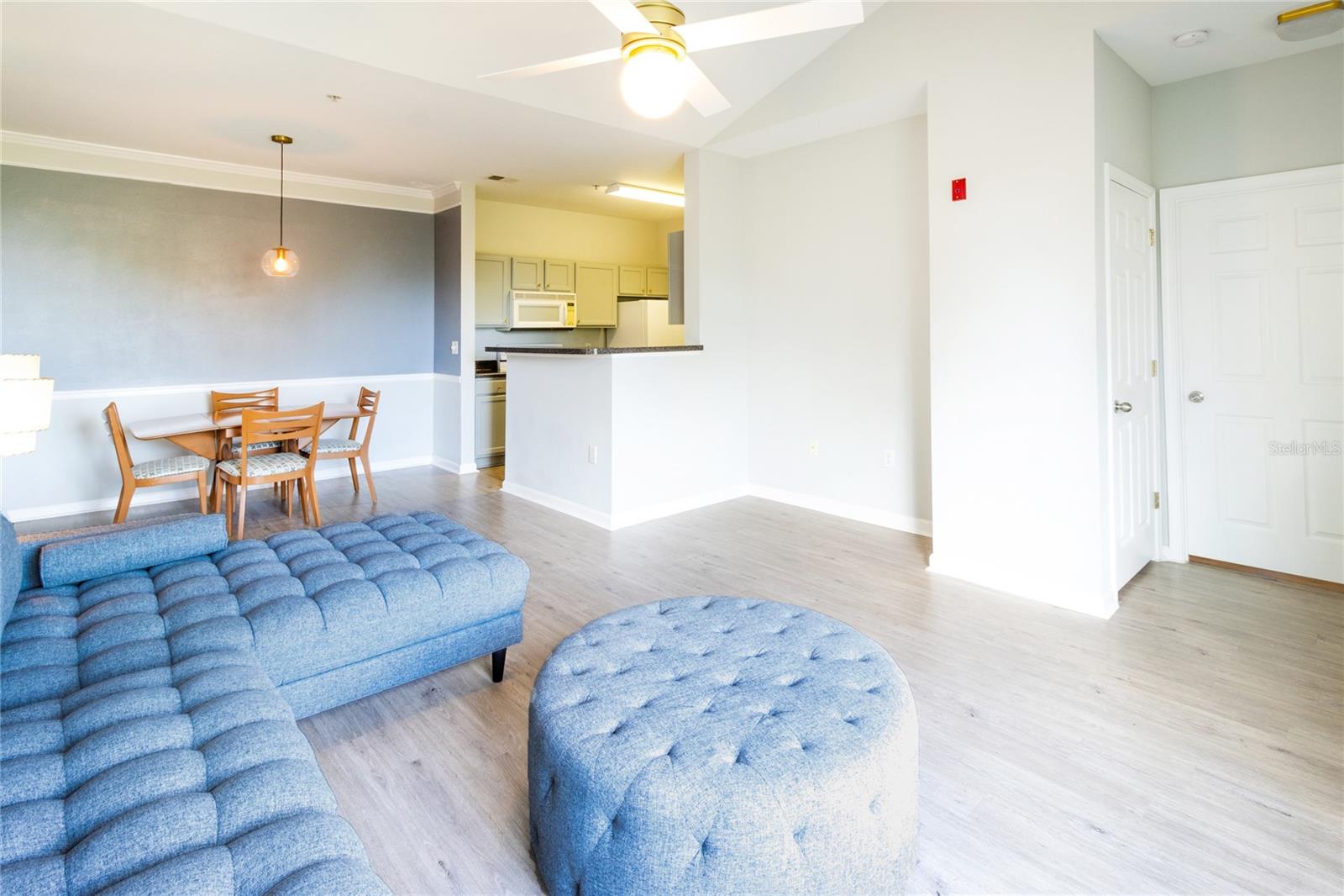 THE PALMS OF CORTEZ - Residential