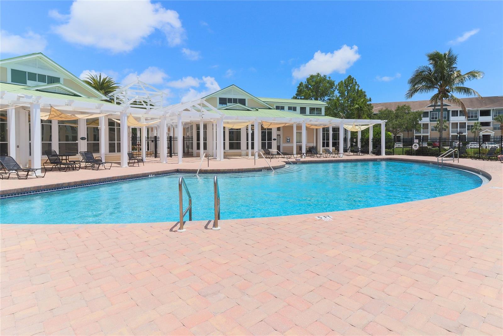 THE PALMS OF CORTEZ - Residential