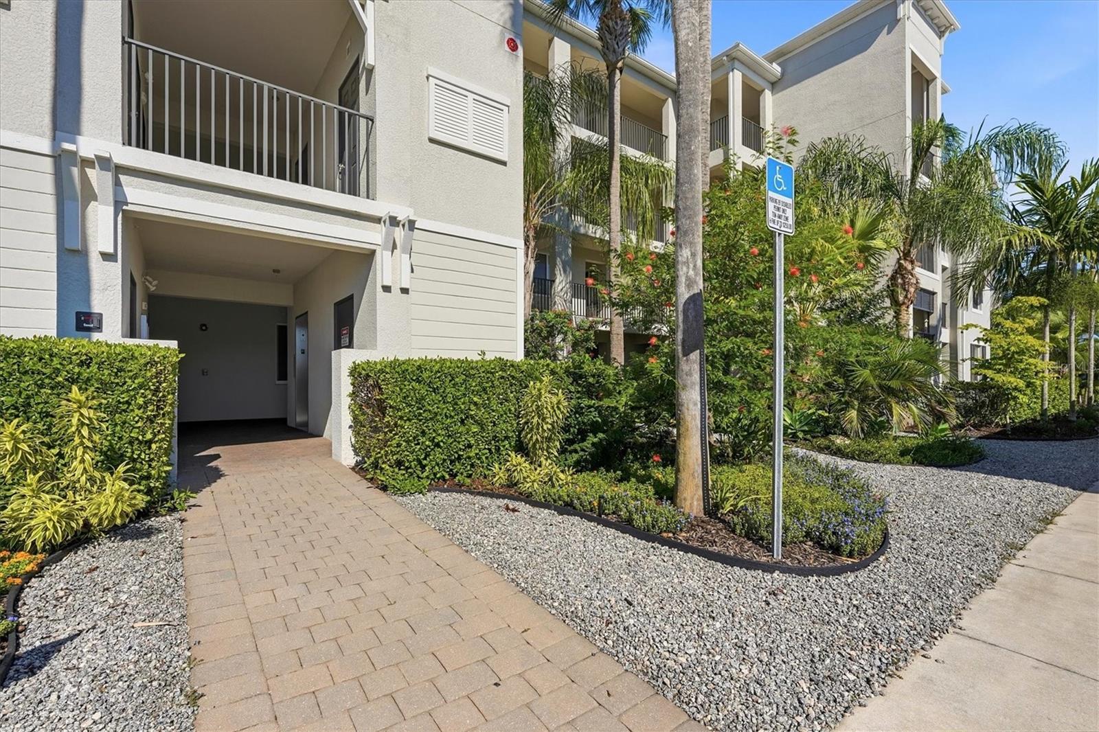 1020 TIDEWATER SHORES LOOP 104, BRADENTON, FL, 34208 3 1020 TIDEWATER SHORES LOOP 104