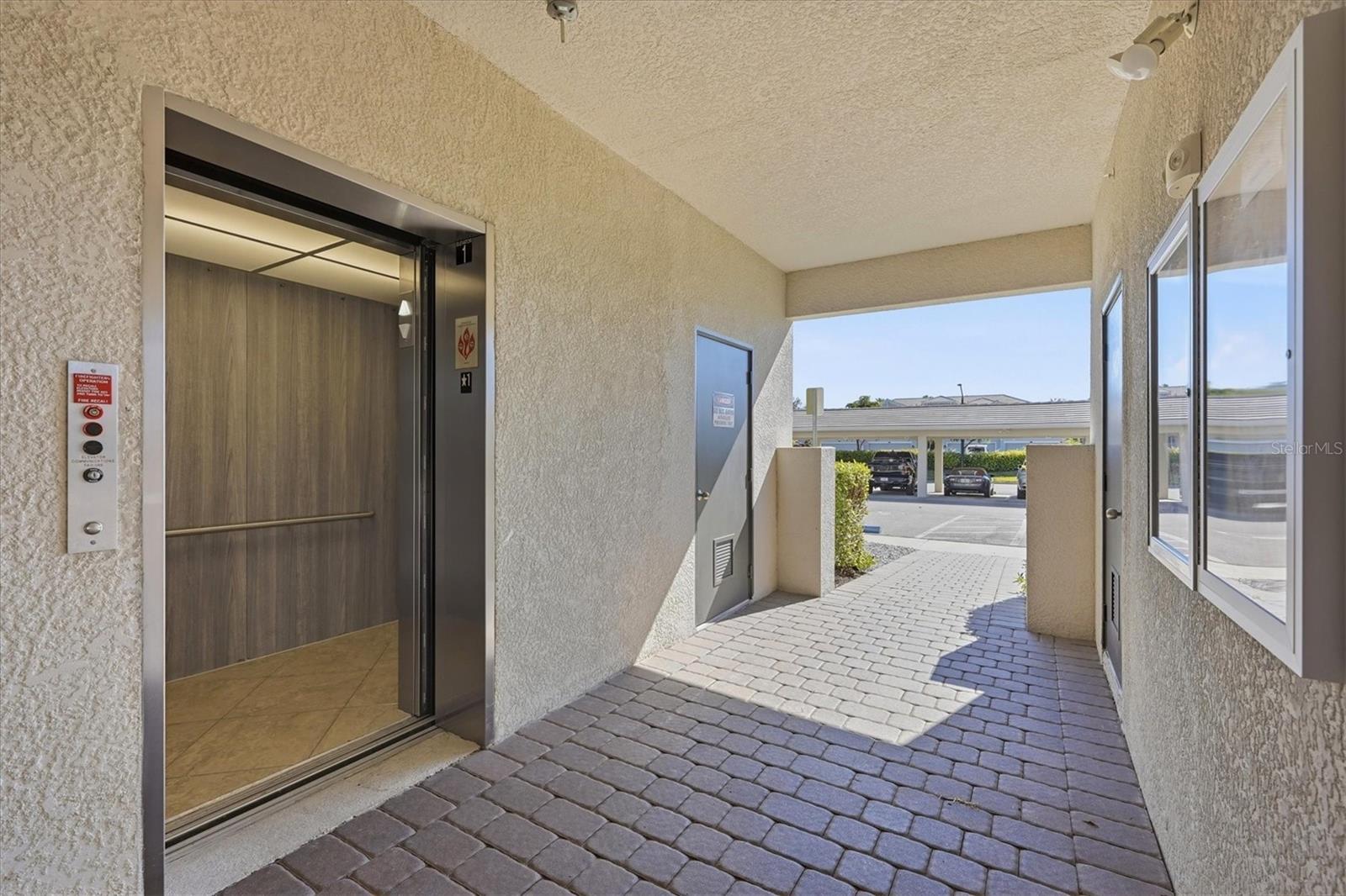 1020 TIDEWATER SHORES LOOP 104, BRADENTON, FL, 34208 4 1020 TIDEWATER SHORES LOOP 104