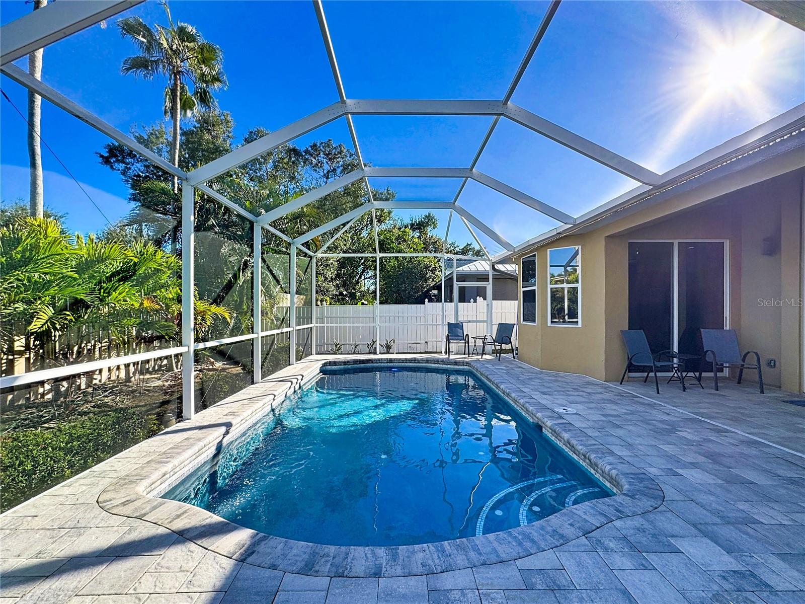 COLONY GROVES - Residential