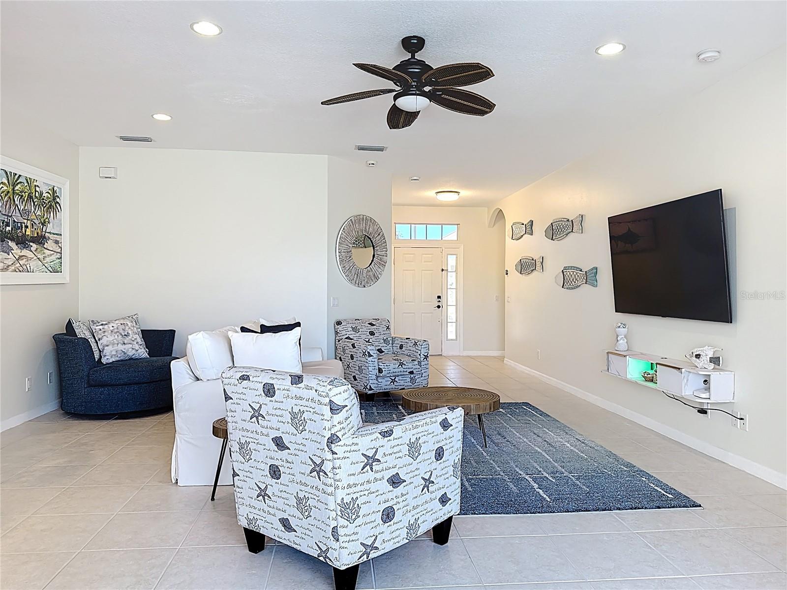 COLONY GROVES - Residential