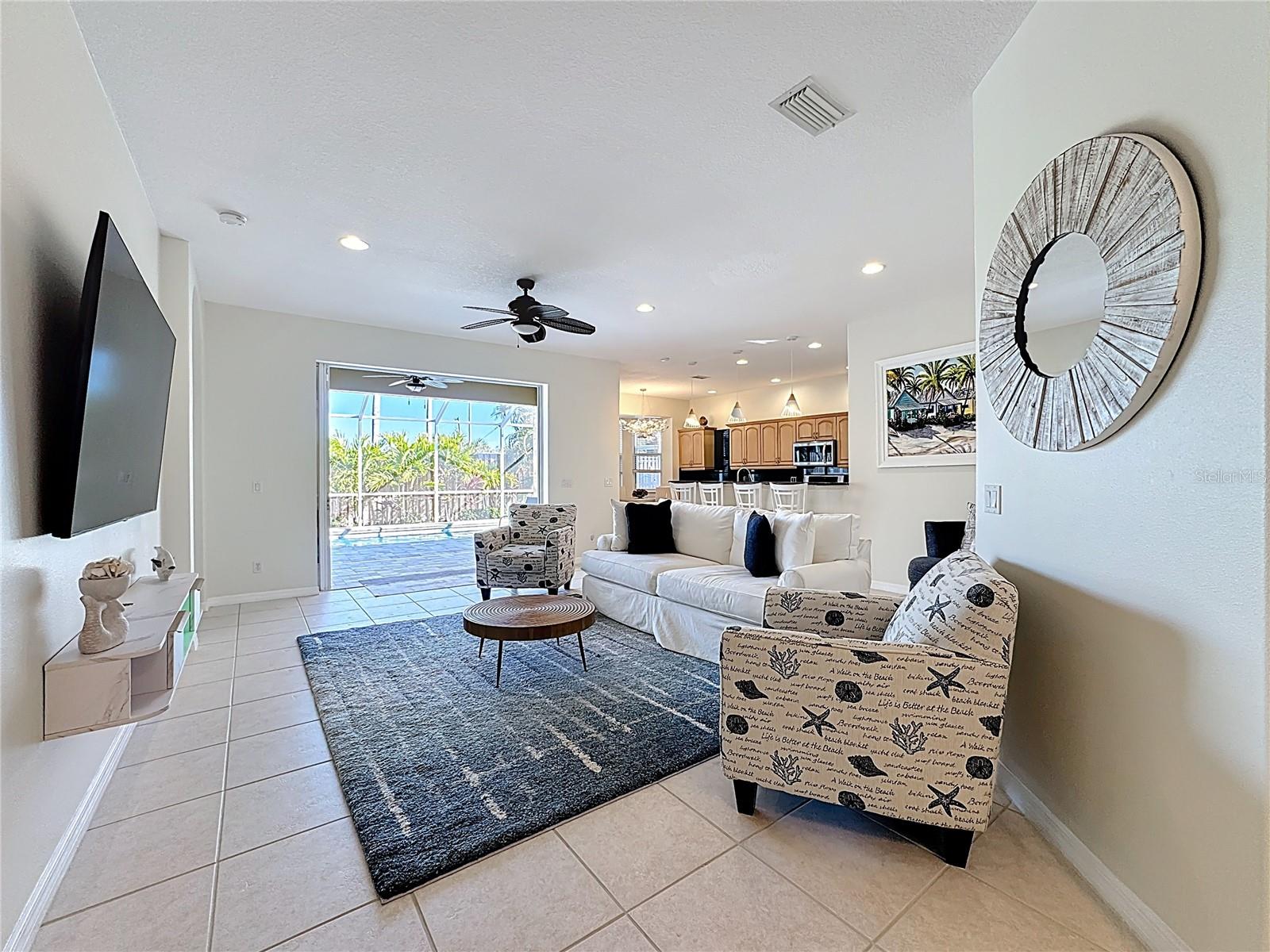 COLONY GROVES - Residential