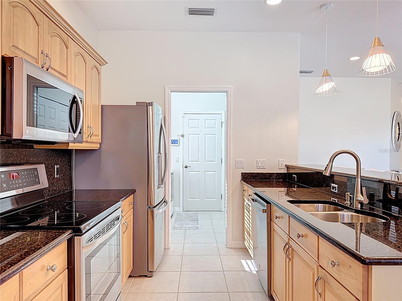 COLONY GROVES - Residential