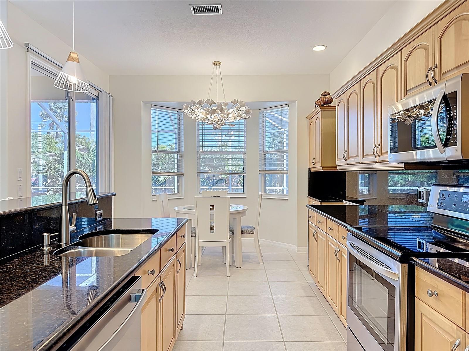 COLONY GROVES - Residential