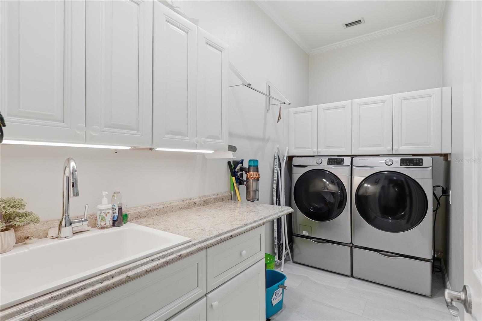 HAILE PLANTATION UNIT 33 PH I - Residential
