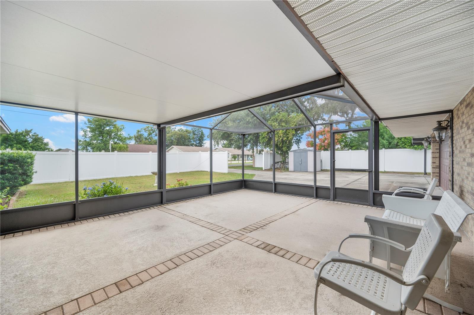 WHISTLER WOODS - Residential