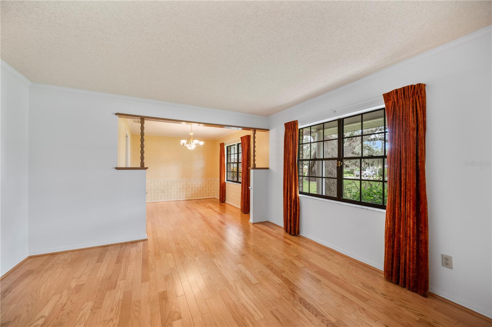 WHISTLER WOODS - Residential