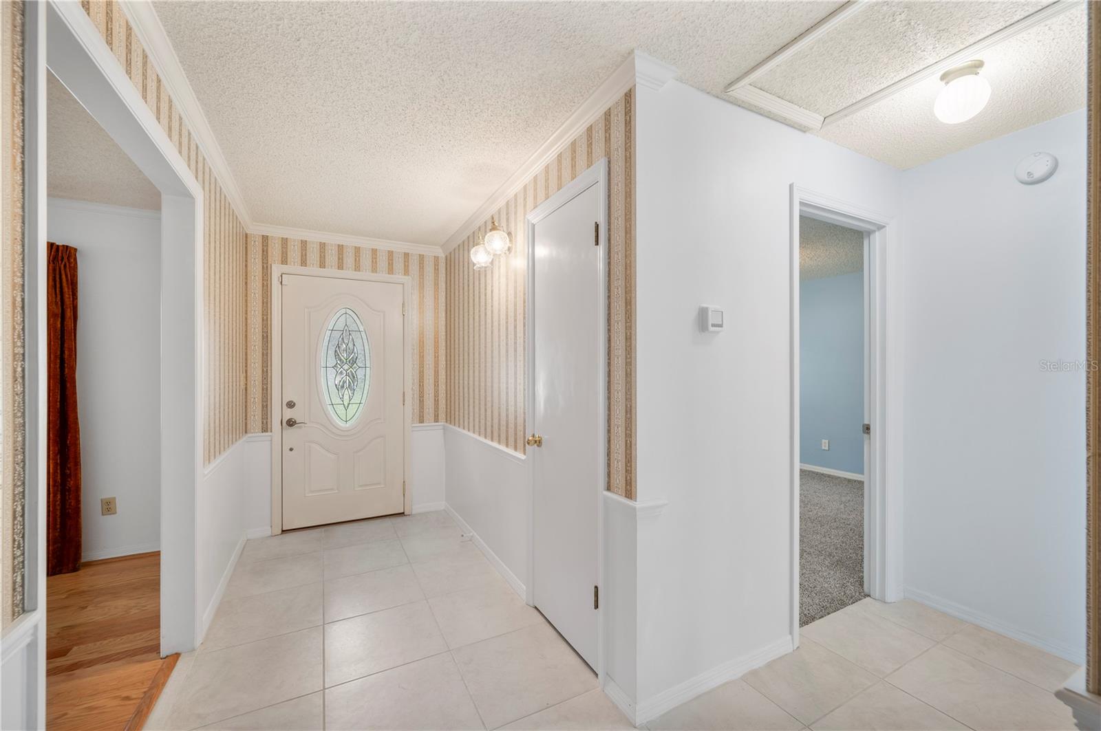 WHISTLER WOODS - Residential