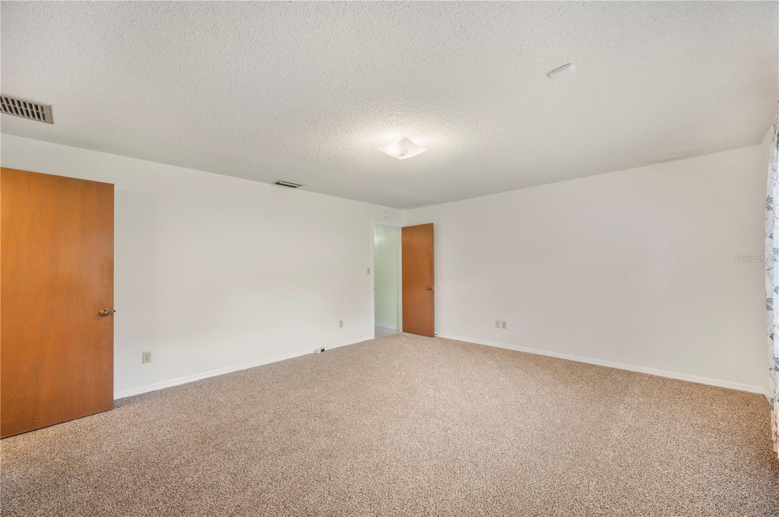 WHISTLER WOODS - Residential