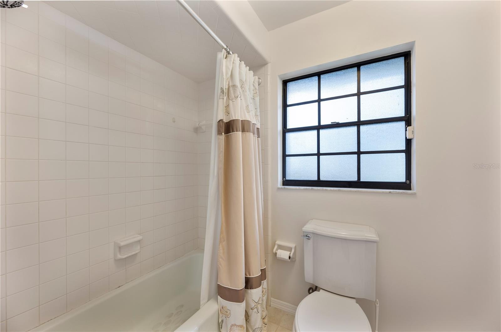 WHISTLER WOODS - Residential