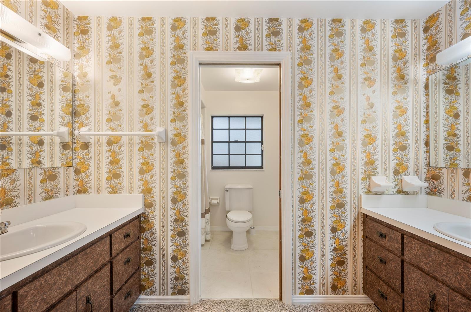 WHISTLER WOODS - Residential