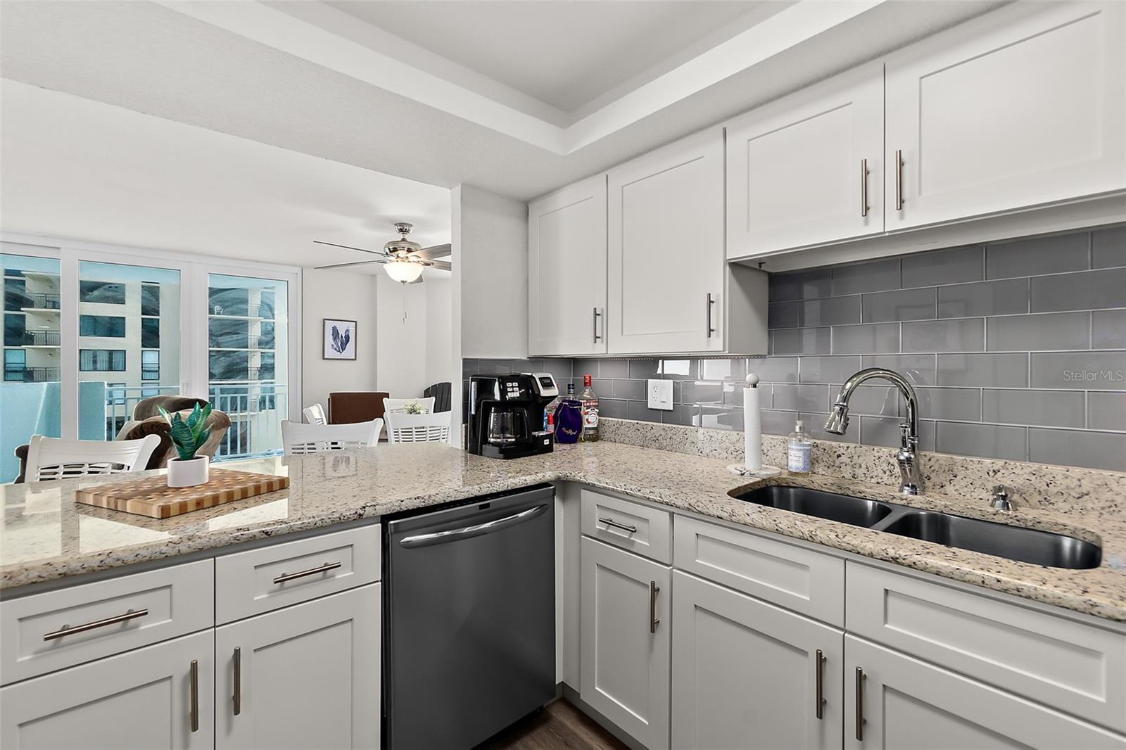 OCEANS 2 - Residential Lease