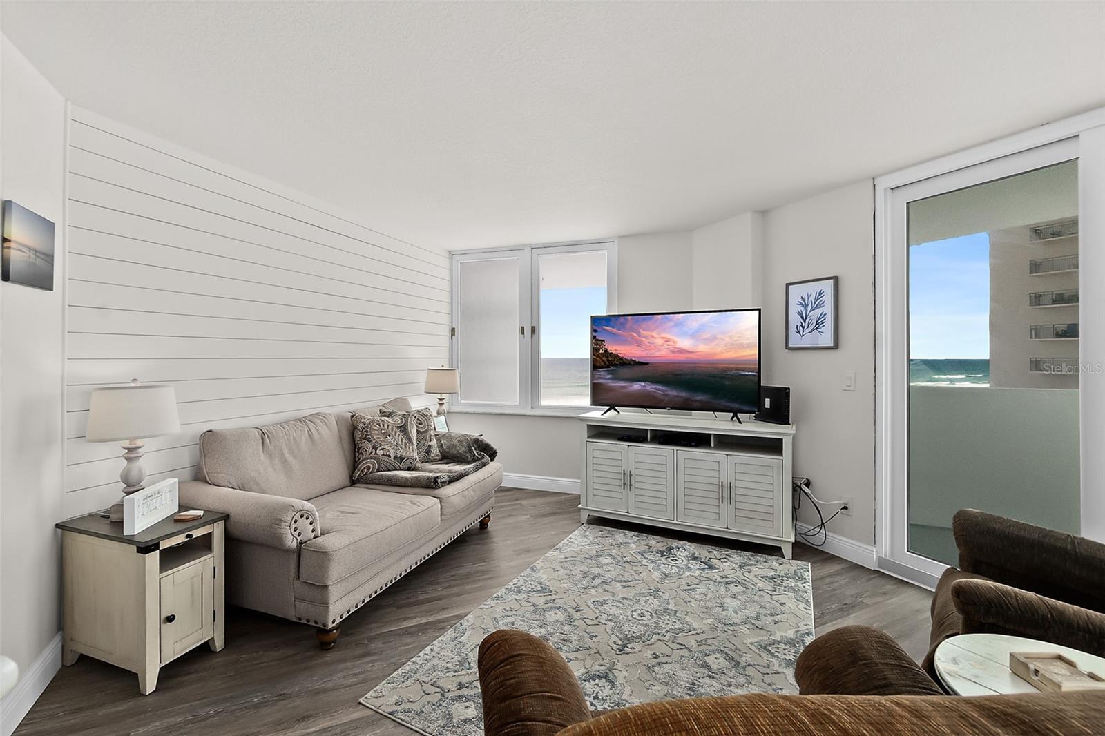 OCEANS 2 - Residential Lease