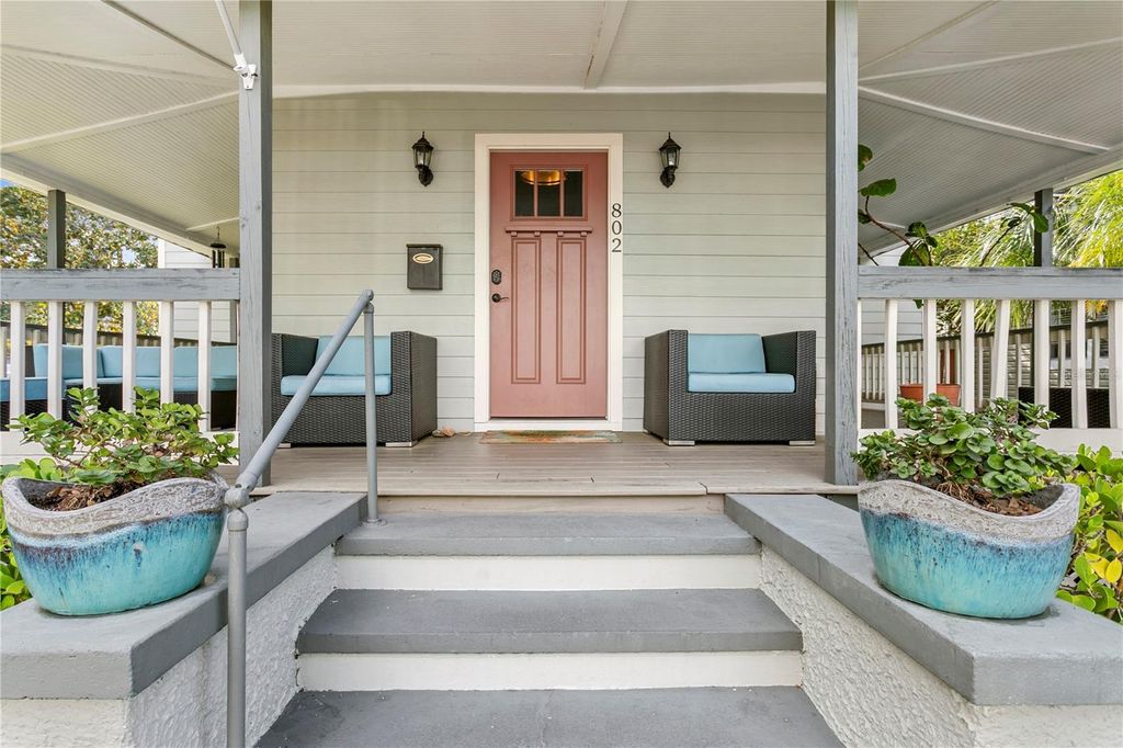 Photo of 802 Dartmoor Street N, St Petersburg, FL 33701 (MLS # TB8494482)