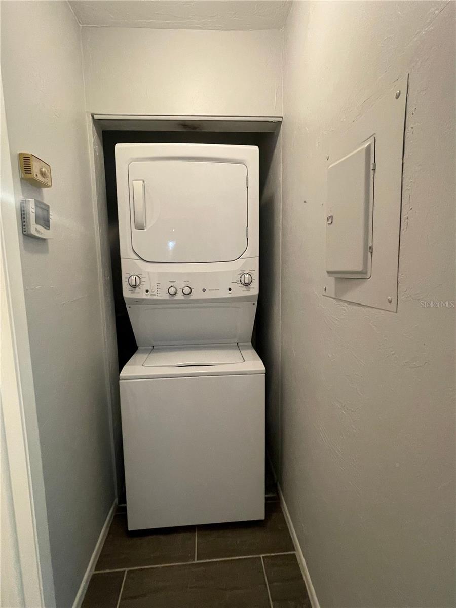 LAKESHORE CHARLOTTE COUNTY PH 03 - Residential Lease