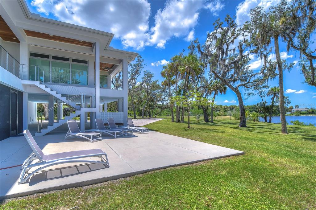 ACREAGE - Residential