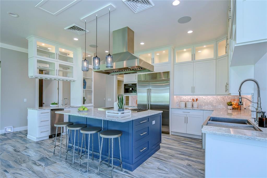 ACREAGE - Residential