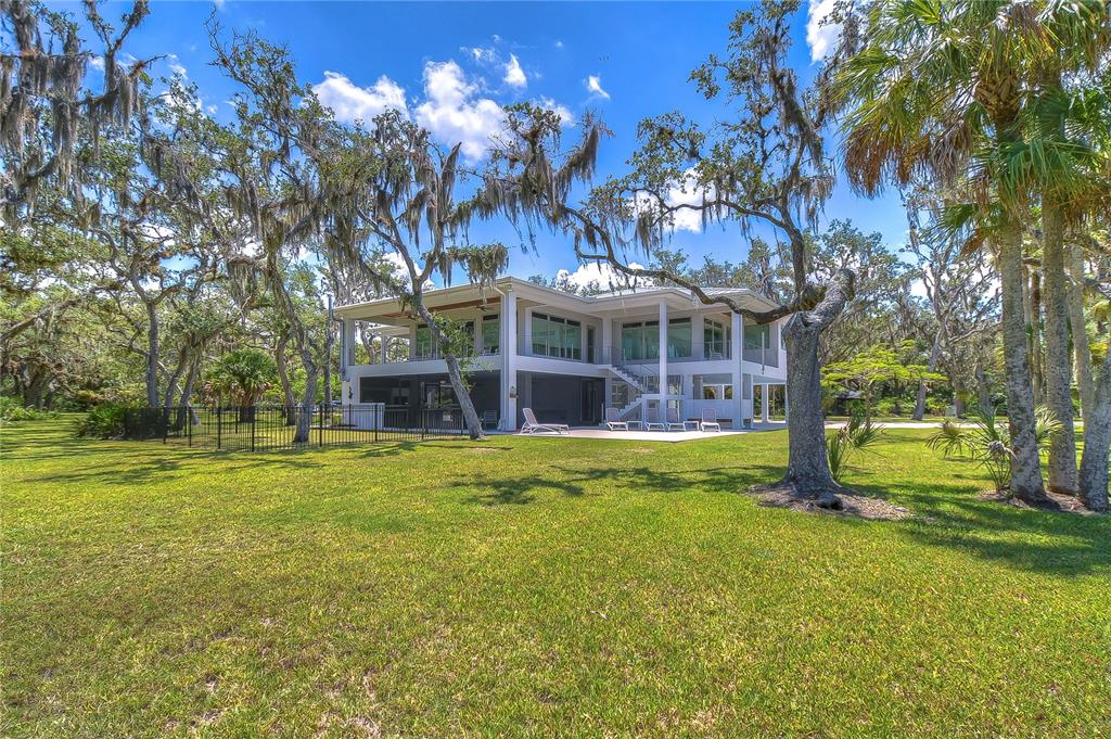 ACREAGE - Residential