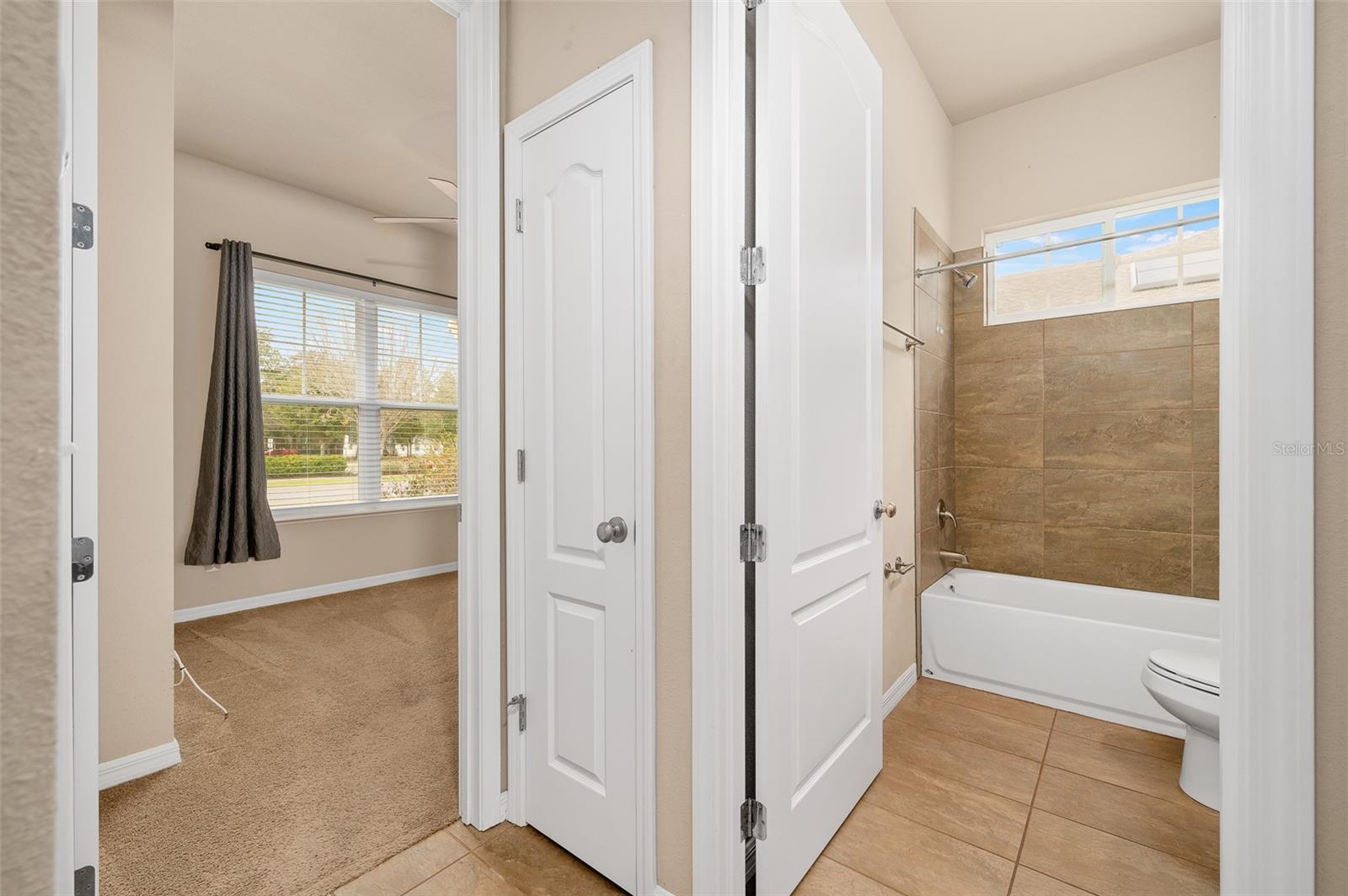 OAKMONT - Residential Lease